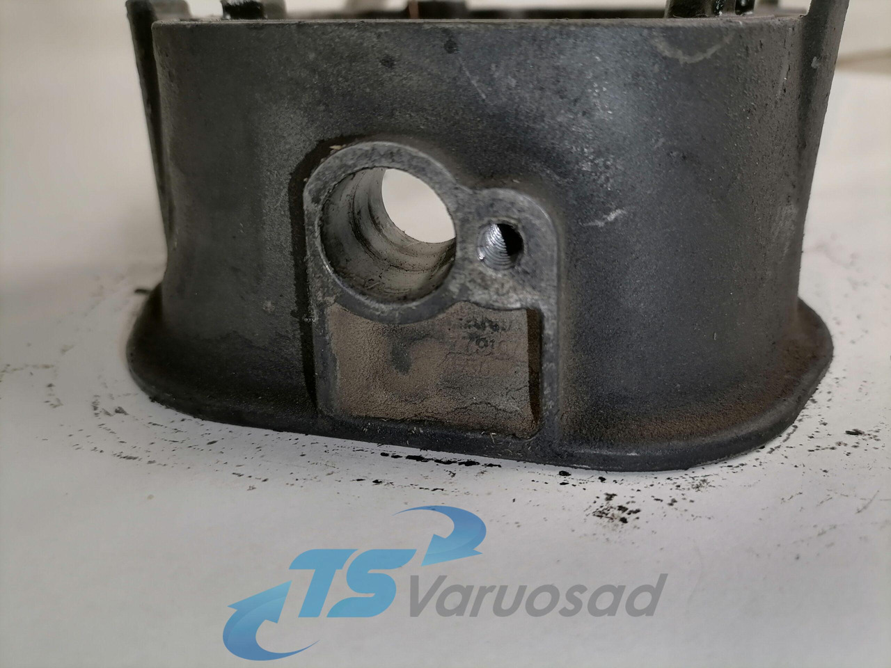 Scania Ladder frame 1779107 - Zaglavlje motora za Kamion: slika 3 Scania Ladder frame 1779107 - Zaglavlje motora za Kamion: slika 3