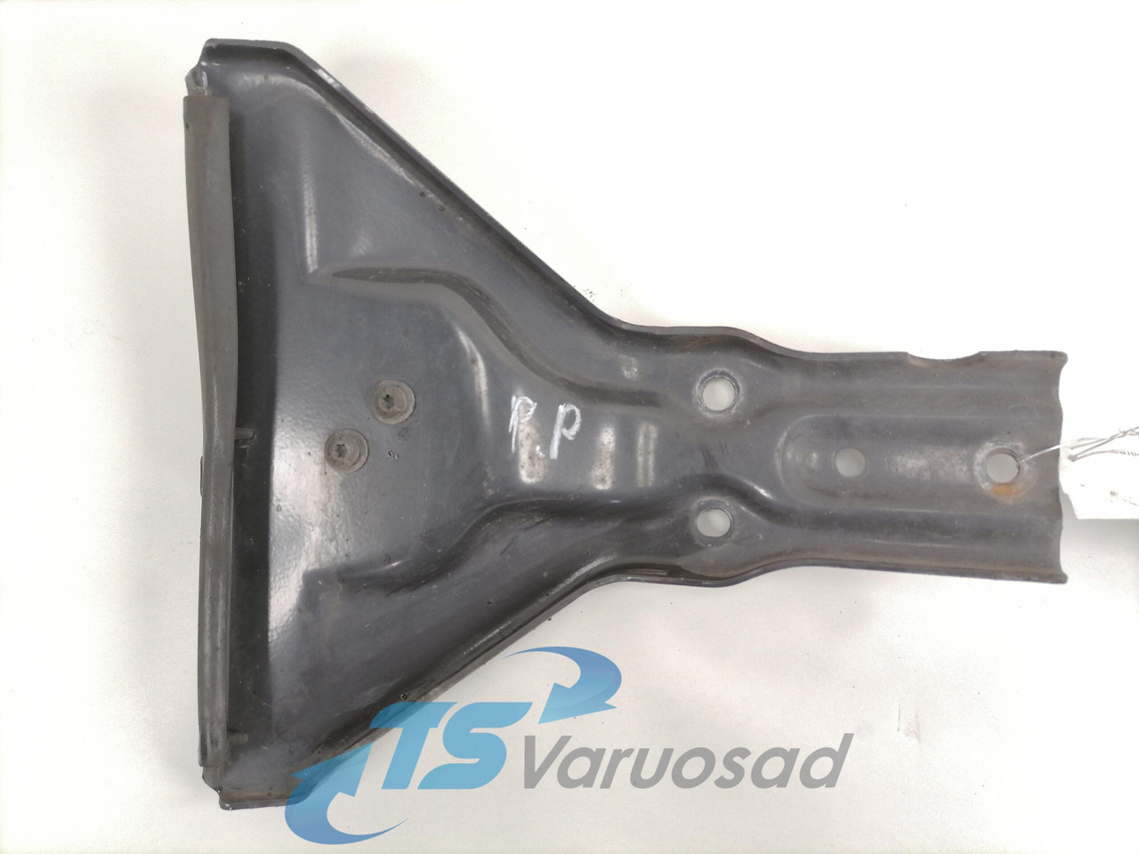 Scania Mudguard bracket 1377439 - Univerzalni deo za Kamion: slika 4 Scania Mudguard bracket 1377439 - Univerzalni deo za Kamion: slika 4