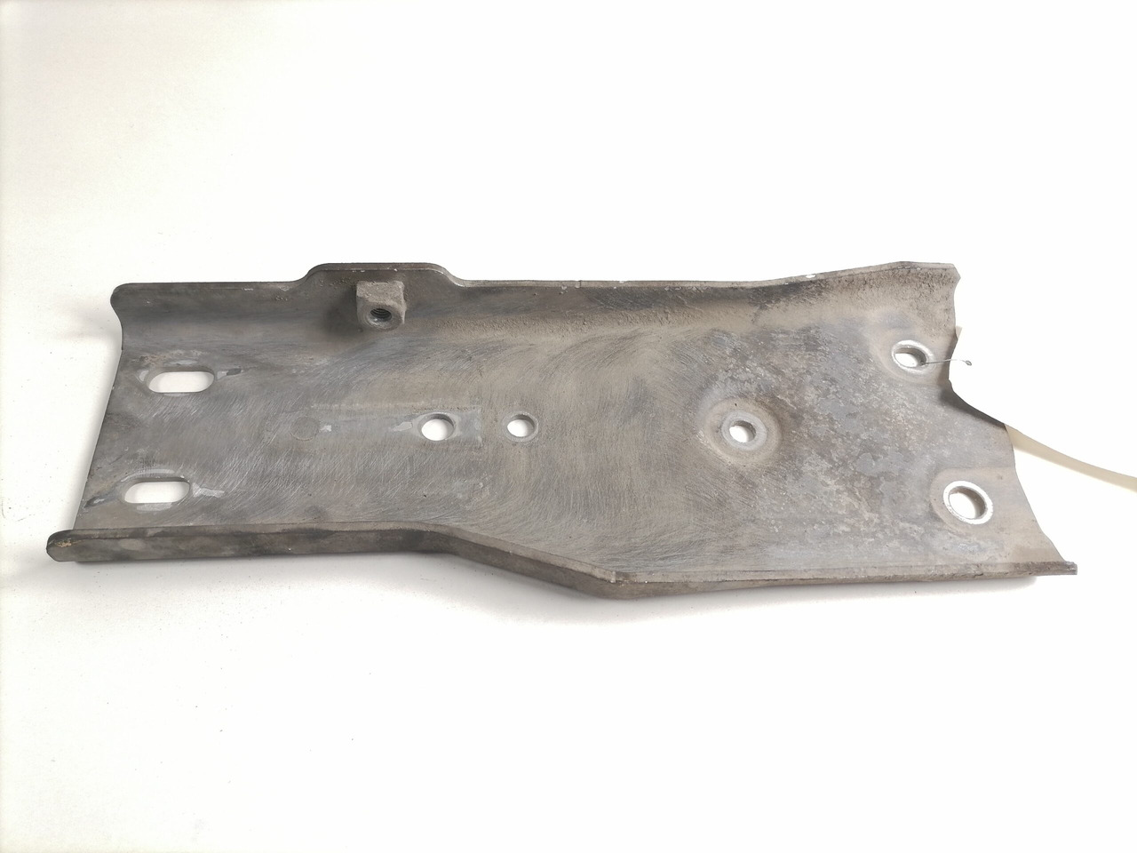 Scania Muffler carrier 1497658 - Prigušivač za Kamion: slika 3 Scania Muffler carrier 1497658 - Prigušivač za Kamion: slika 3