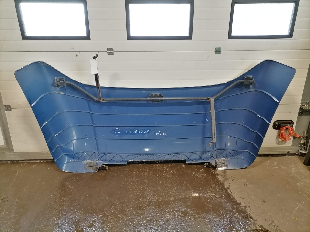 Scania Scania cab wind deflector, roof 1757973 - Aerodinamika/ Spojler za Kamion: slika 5 Scania Scania cab wind deflector, roof 1757973 - Aerodinamika/ Spojler za Kamion: slika 5