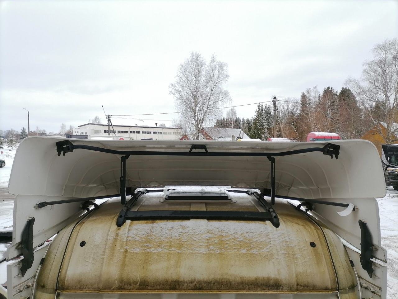 Scania Scania cab wind deflector, roof 1757973 - Aerodinamika/ Spojler za Kamion: slika 5 Scania Scania cab wind deflector, roof 1757973 - Aerodinamika/ Spojler za Kamion: slika 5
