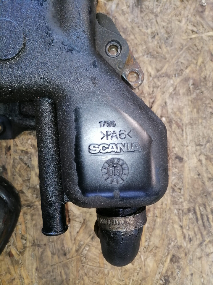 Scania Scania steering oil tank 1461351 - Servo crevo za Kamion: slika 3 Scania Scania steering oil tank 1461351 - Servo crevo za Kamion: slika 3