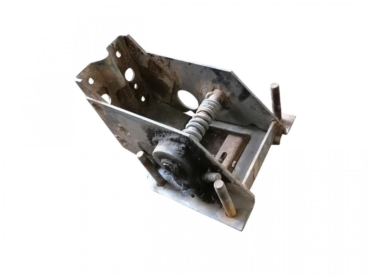Scania Spare wheel carrier 1862721 - Univerzalni deo za Kamion: slika 1 Scania Spare wheel carrier 1862721 - Univerzalni deo za Kamion: slika 1