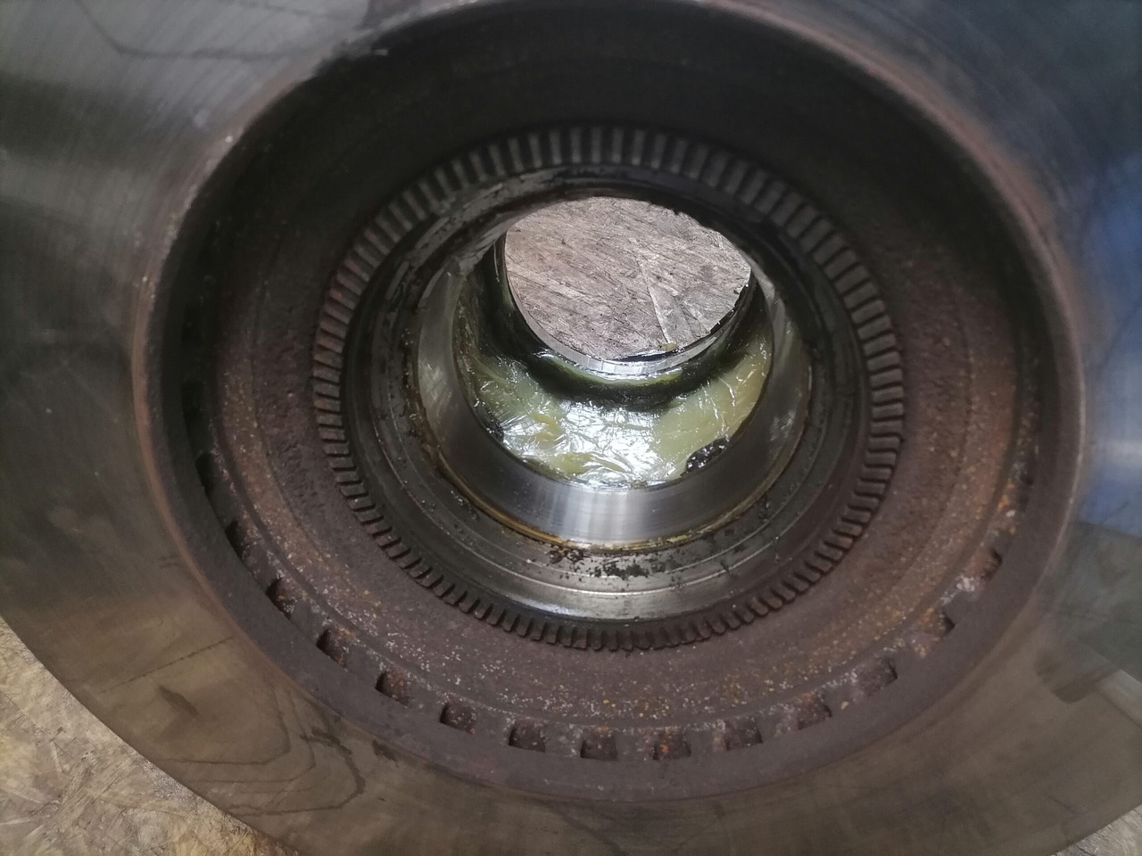 Scania Wheel hub 2290542 - Univerzalni deo za Kamion: slika 4 Scania Wheel hub 2290542 - Univerzalni deo za Kamion: slika 4