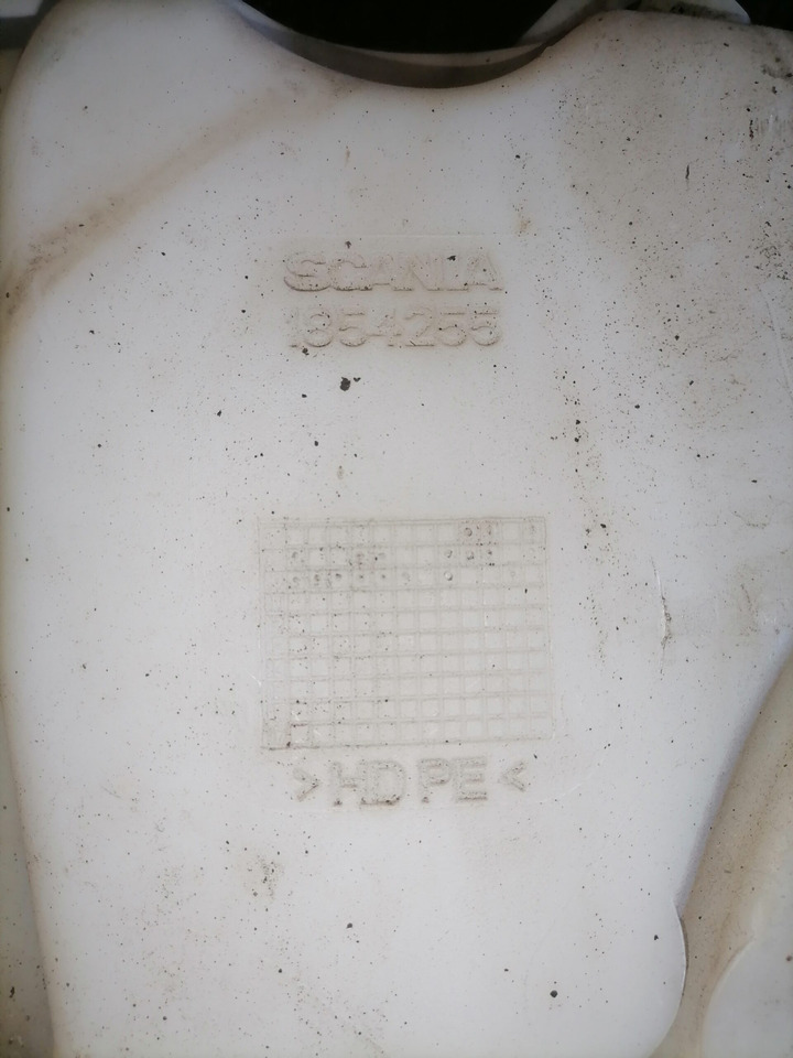 Scania Windscreen washer fluid tank 1854255 - Brisač za Kamion: slika 3 Scania Windscreen washer fluid tank 1854255 - Brisač za Kamion: slika 3