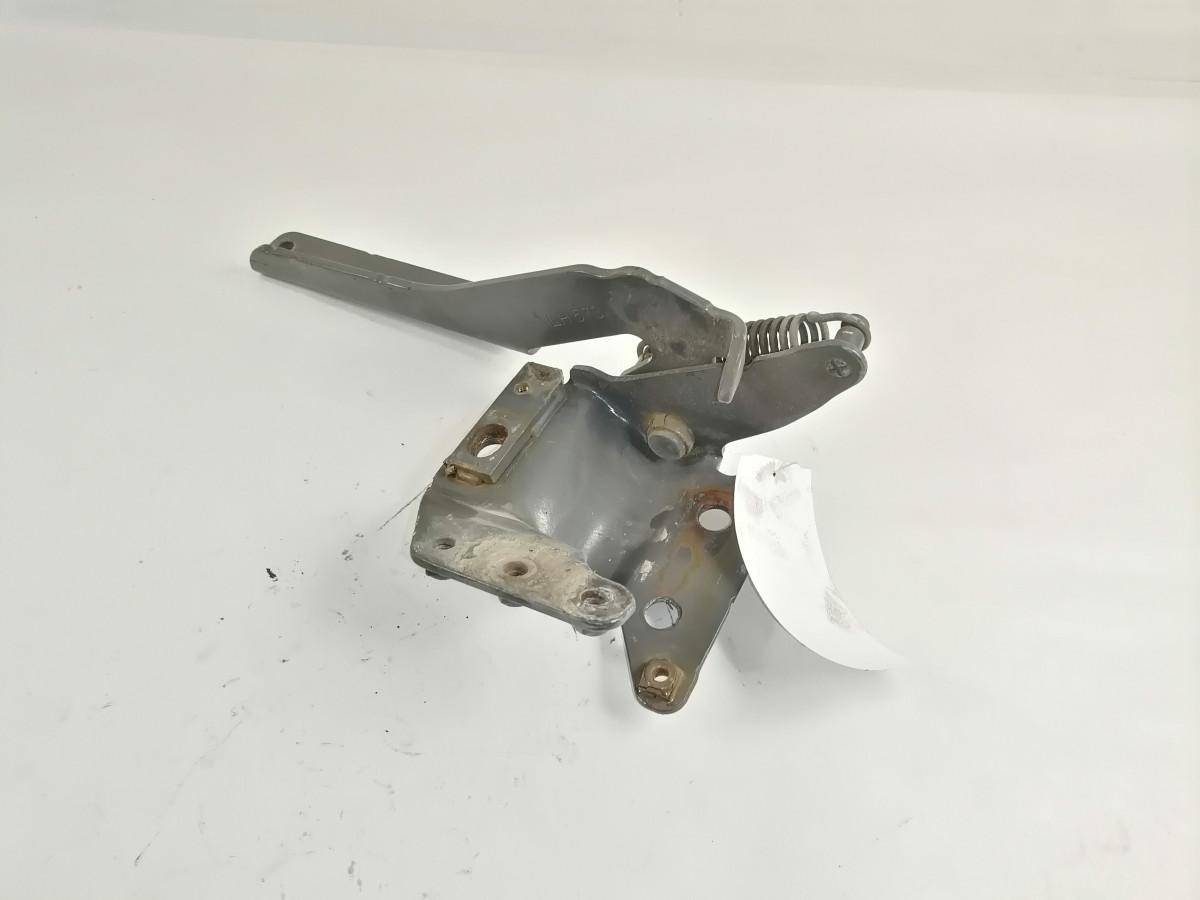 Scania lower grille carrier hinge 1785546 - Rešetka za Kamion: slika 2 Scania lower grille carrier hinge 1785546 - Rešetka za Kamion: slika 2