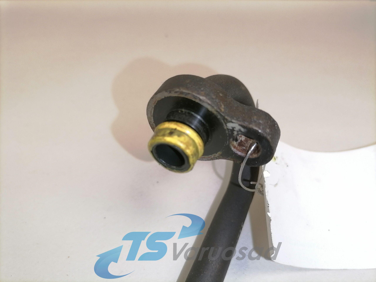 Volvo A/C pipe 82499193 - Grejanje/ Ventilacija za Kamion: slika 4 Volvo A/C pipe 82499193 - Grejanje/ Ventilacija za Kamion: slika 4