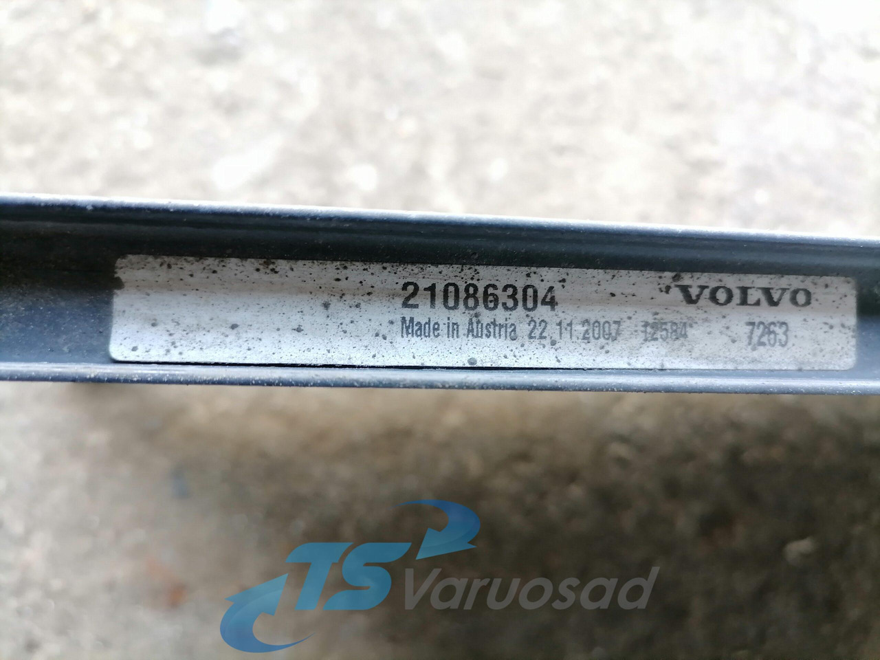 Volvo A/C radiator 21086304 - Grejanje/ Ventilacija za Kamion: slika 3 Volvo A/C radiator 21086304 - Grejanje/ Ventilacija za Kamion: slika 3