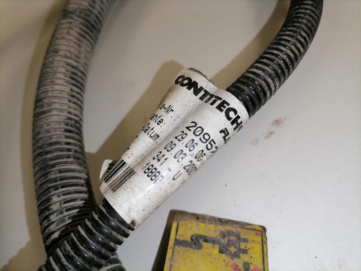 Volvo Ad Blue cable 20952899 - Obrada goriva/ Dostava goriva za Kamion: slika 4 Volvo Ad Blue cable 20952899 - Obrada goriva/ Dostava goriva za Kamion: slika 4