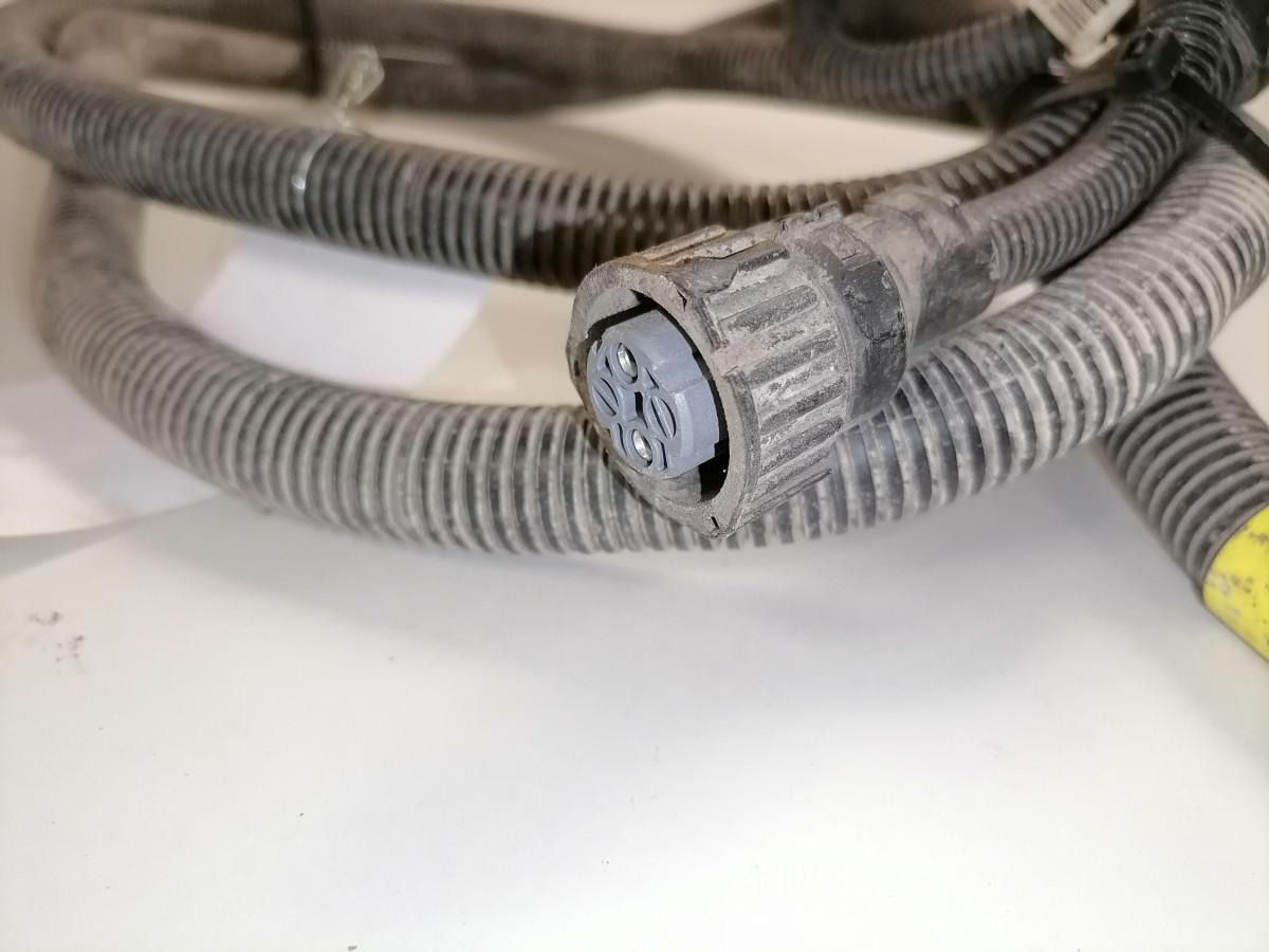 Volvo Adblue kaabel 20927923 - Obrada goriva/ Dostava goriva za Kamion: slika 4 Volvo Adblue kaabel 20927923 - Obrada goriva/ Dostava goriva za Kamion: slika 4