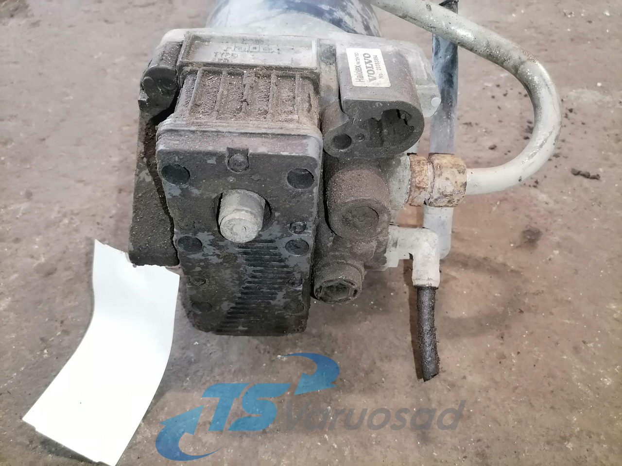 Volvo Air dryer 20393894 - Kočioni ventil za Kamion: slika 2 Volvo Air dryer 20393894 - Kočioni ventil za Kamion: slika 2