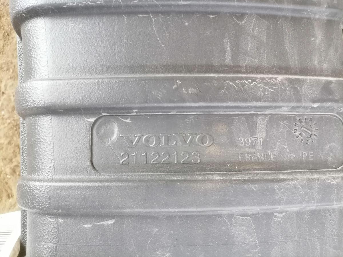 Volvo Air intake 21122123 - Sistem za usis vazduha za Kamion: slika 5 Volvo Air intake 21122123 - Sistem za usis vazduha za Kamion: slika 5