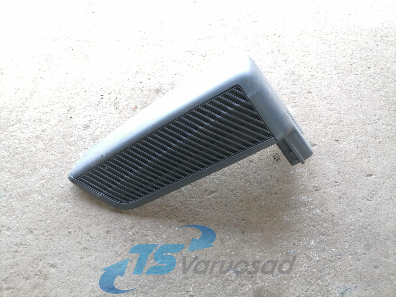 Volvo Air intake 21174442 - Sistem za usis vazduha za Kamion: slika 1 Volvo Air intake 21174442 - Sistem za usis vazduha za Kamion: slika 1