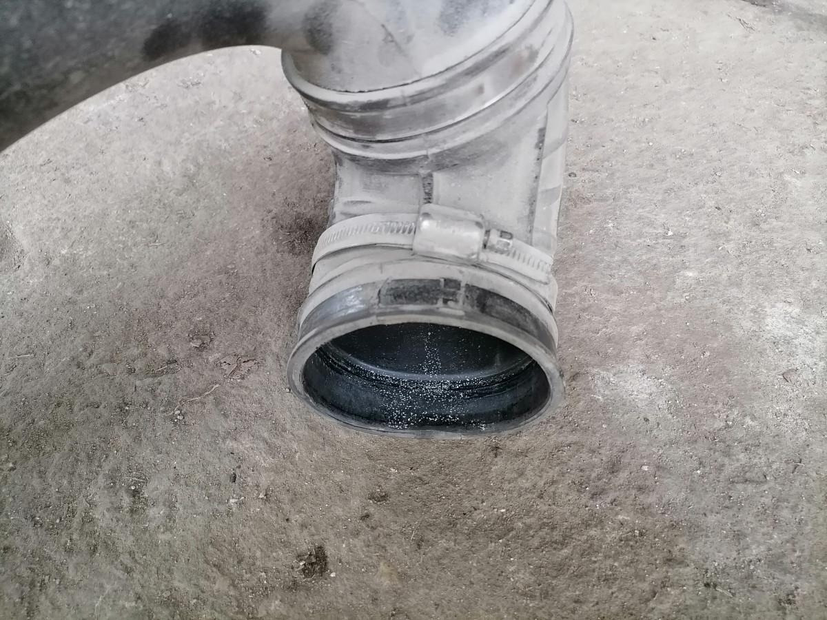 Volvo Air intake 22081156 - Sistem za usis vazduha za Kamion: slika 4 Volvo Air intake 22081156 - Sistem za usis vazduha za Kamion: slika 4