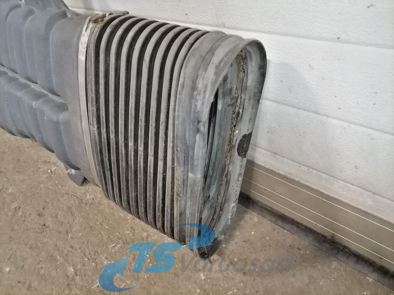 Volvo Air intake 8149274 - Sistem za usis vazduha za Kamion: slika 3 Volvo Air intake 8149274 - Sistem za usis vazduha za Kamion: slika 3