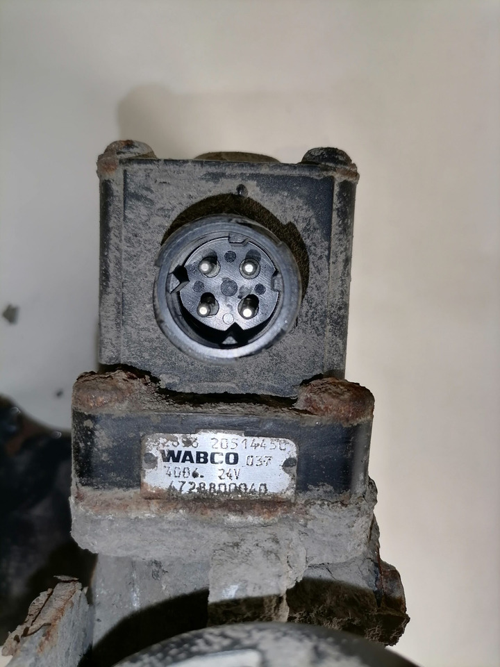 Volvo Air suspension control valve, ECAS 20514450 - Kočioni ventil za Kamion: slika 2 Volvo Air suspension control valve, ECAS 20514450 - Kočioni ventil za Kamion: slika 2