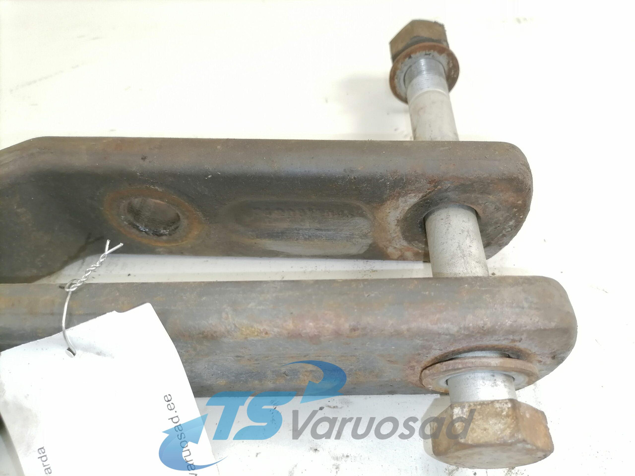 Volvo Anti-roll bar bracket 20812093 - Balans štangla za Kamion: slika 2 Volvo Anti-roll bar bracket 20812093 - Balans štangla za Kamion: slika 2