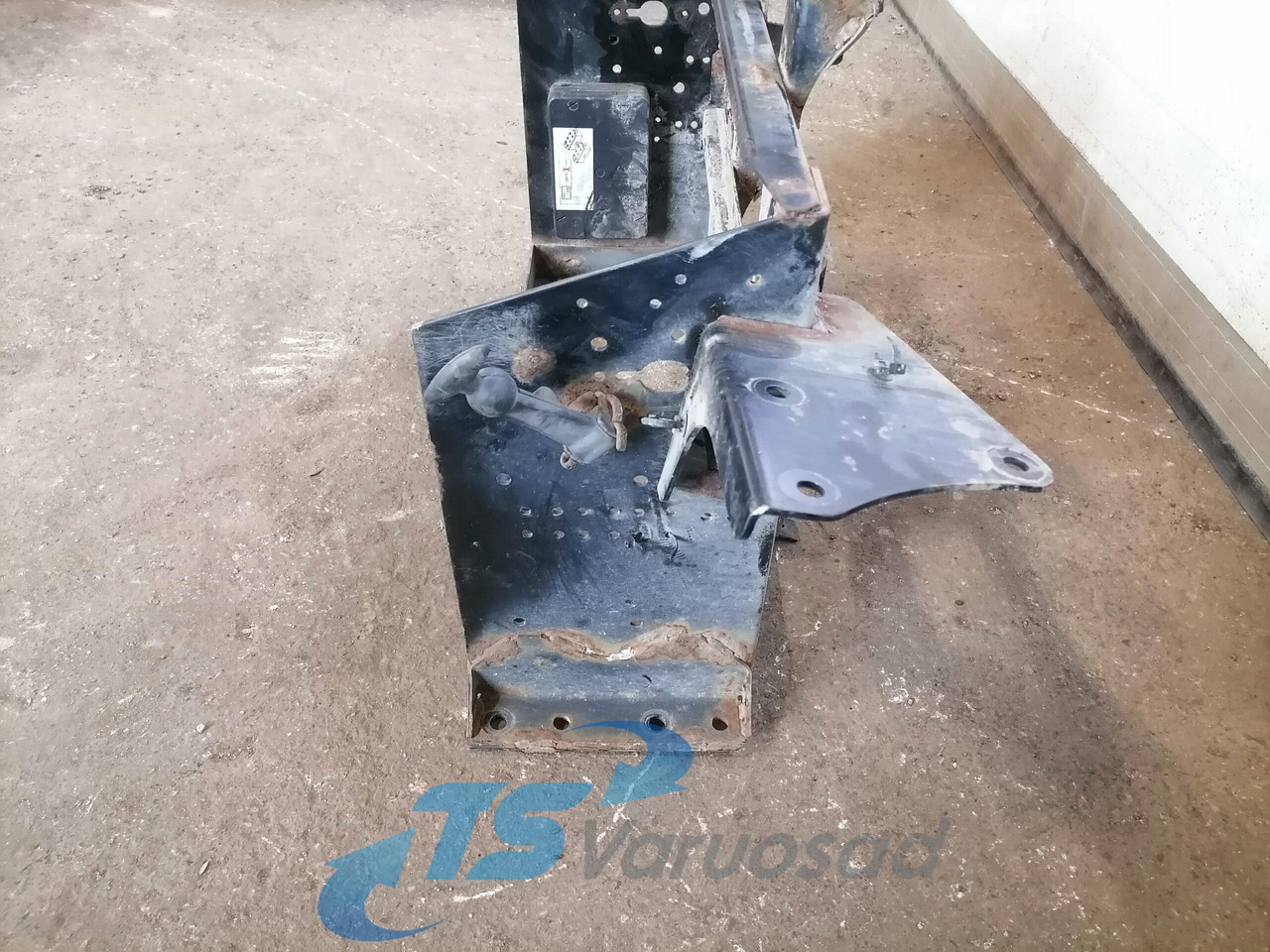 Volvo Battery box 82242391 - Baterija za Kamion: slika 4 Volvo Battery box 82242391 - Baterija za Kamion: slika 4