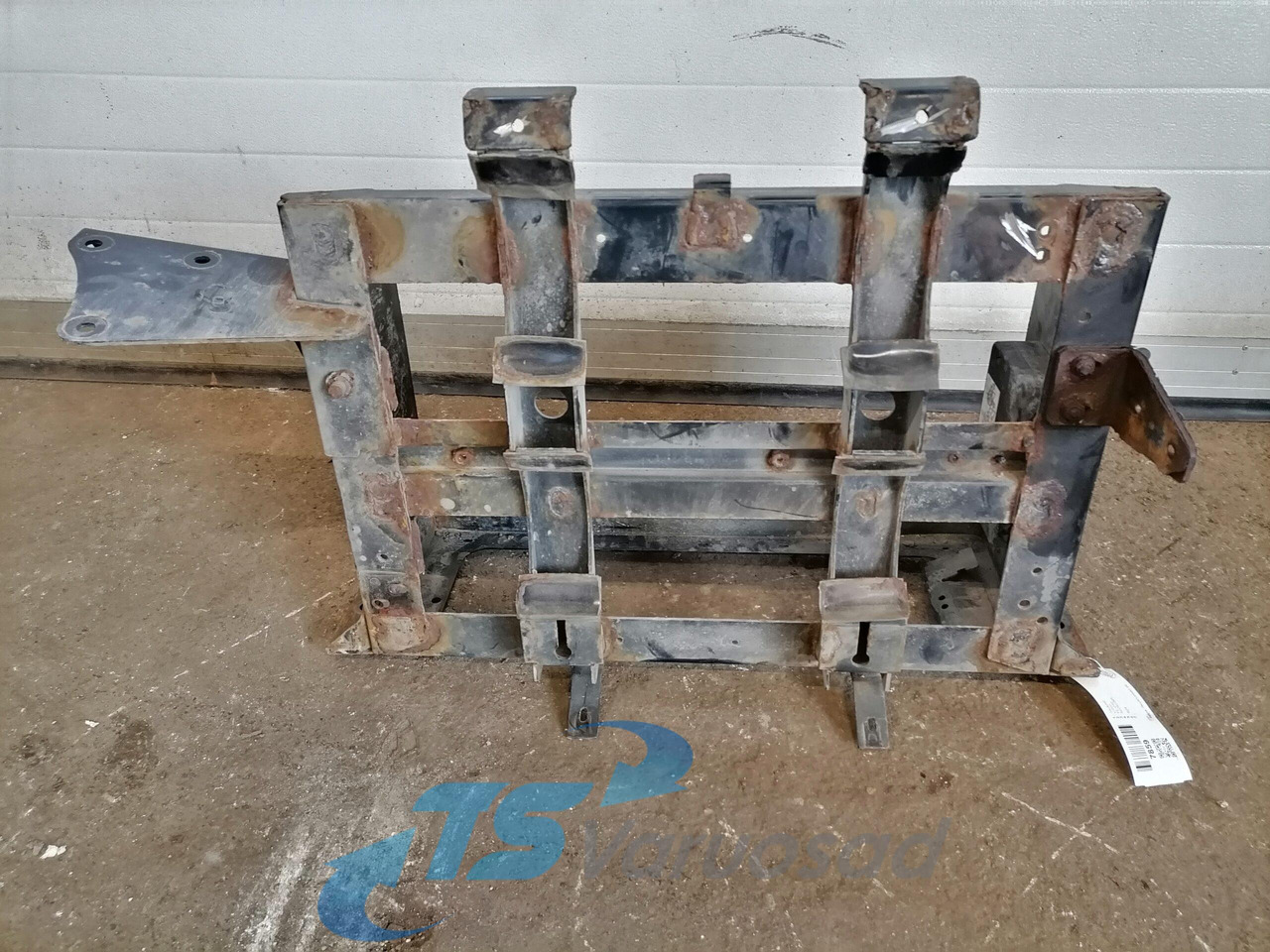 Volvo Battery box 82242391 - Baterija za Kamion: slika 2 Volvo Battery box 82242391 - Baterija za Kamion: slika 2