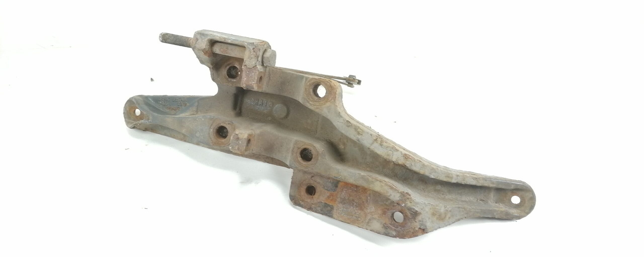 Volvo Bracket 20704076 - Osovina i delovi za Kamion: slika 1 Volvo Bracket 20704076 - Osovina i delovi za Kamion: slika 1