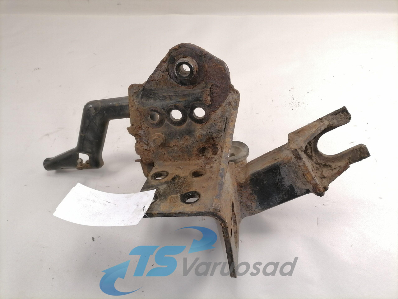 Volvo Bumper bracket 20499243 - Branik za Kamion: slika 3 Volvo Bumper bracket 20499243 - Branik za Kamion: slika 3