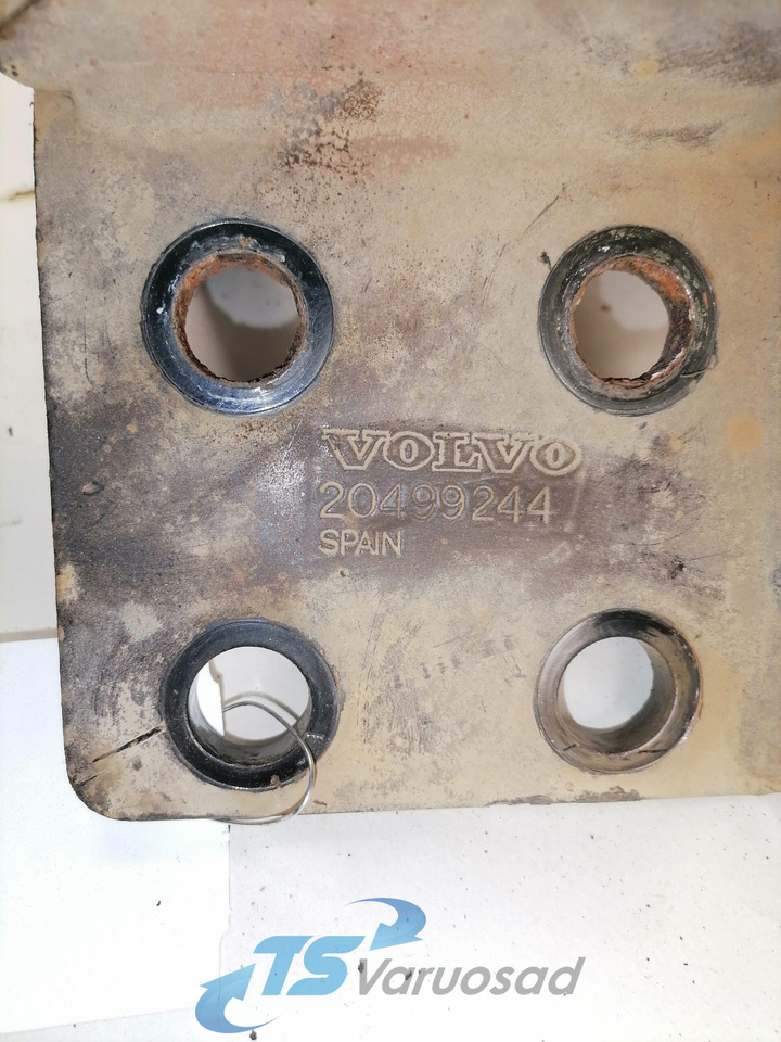 Volvo Bumper bracket 20499244 - Branik za Kamion: slika 3 Volvo Bumper bracket 20499244 - Branik za Kamion: slika 3