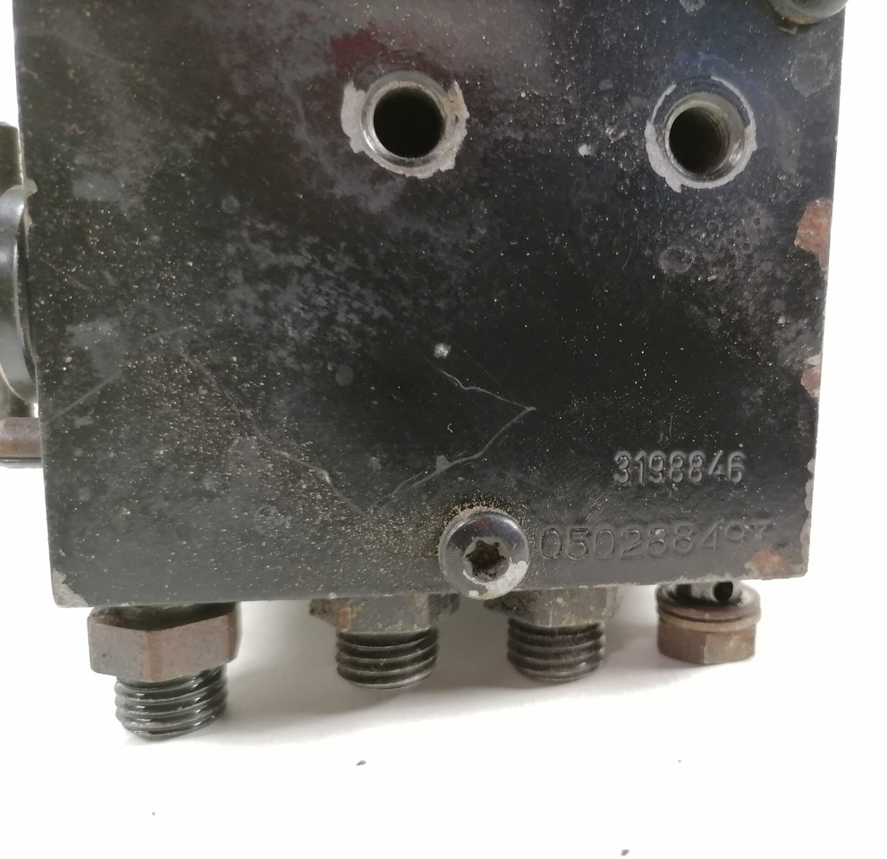 Volvo Cab tilting pump 3198846 - Oslanjanje kabine za Kamion: slika 4 Volvo Cab tilting pump 3198846 - Oslanjanje kabine za Kamion: slika 4
