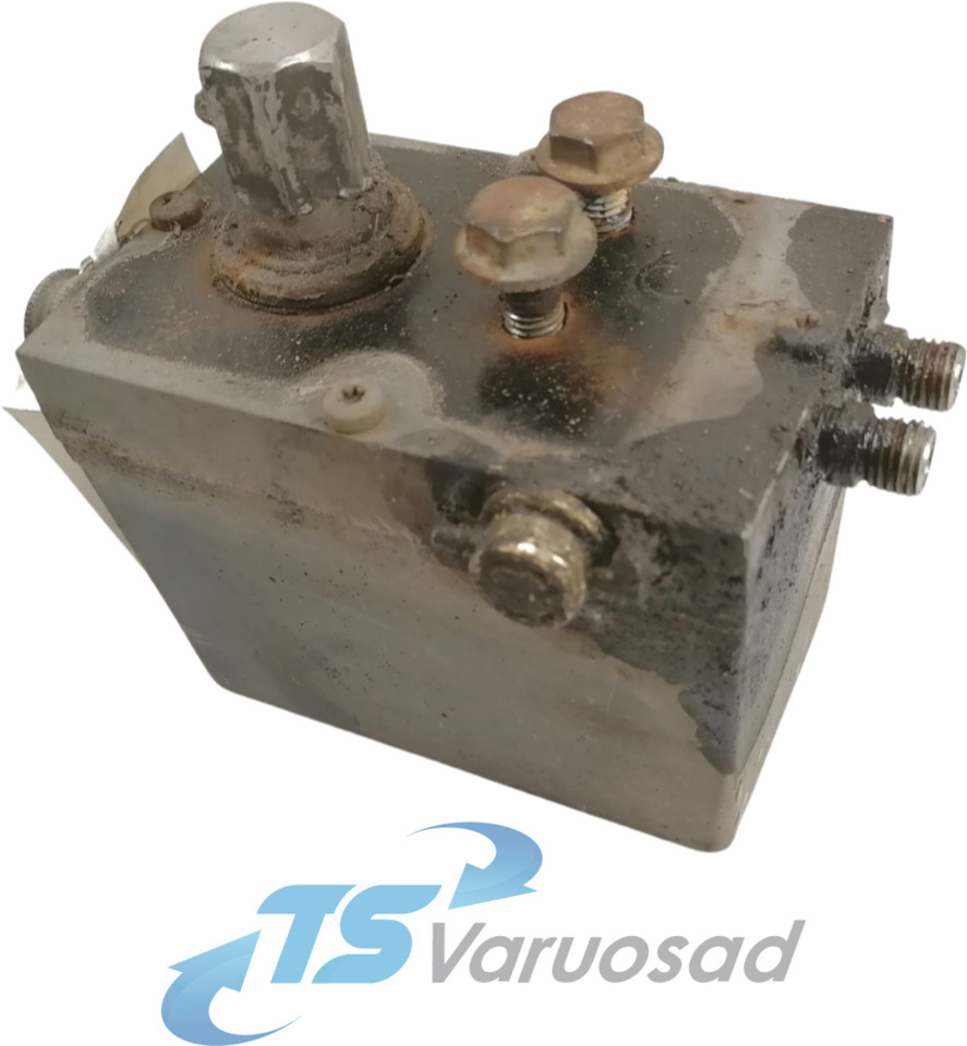 Volvo Cab tilting pump 82053294 - Oslanjanje kabine za Kamion: slika 1 Volvo Cab tilting pump 82053294 - Oslanjanje kabine za Kamion: slika 1