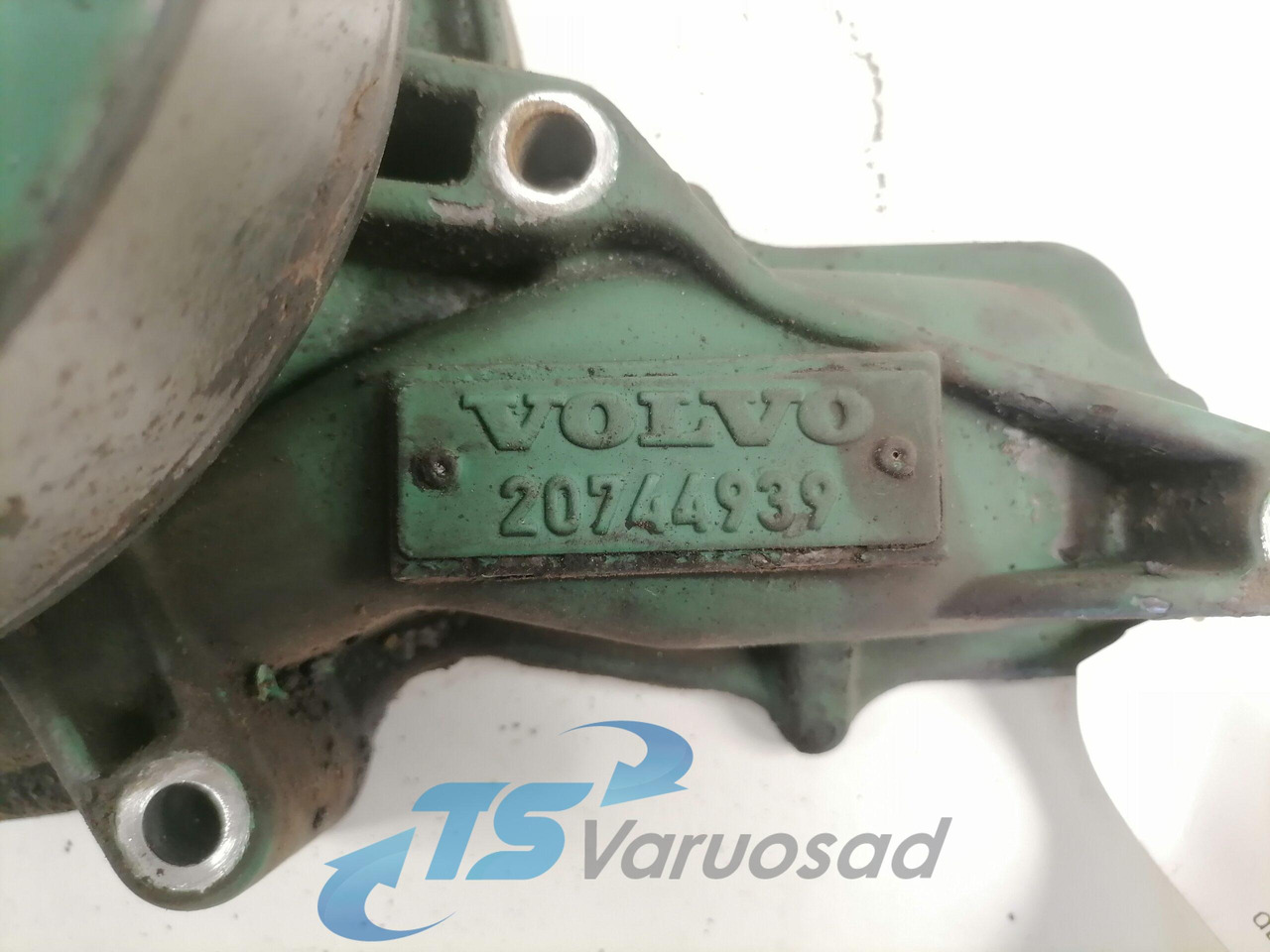 Volvo Cooling pump 20744939 - Vodena pumpa za Kamion: slika 3 Volvo Cooling pump 20744939 - Vodena pumpa za Kamion: slika 3