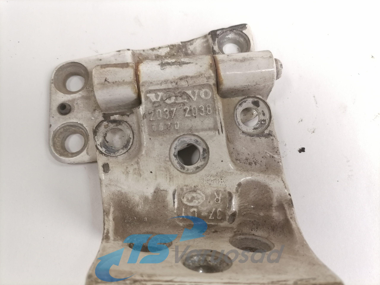 Volvo Door hinge 20372038 - Vrata i delovi za Kamion: slika 2 Volvo Door hinge 20372038 - Vrata i delovi za Kamion: slika 2