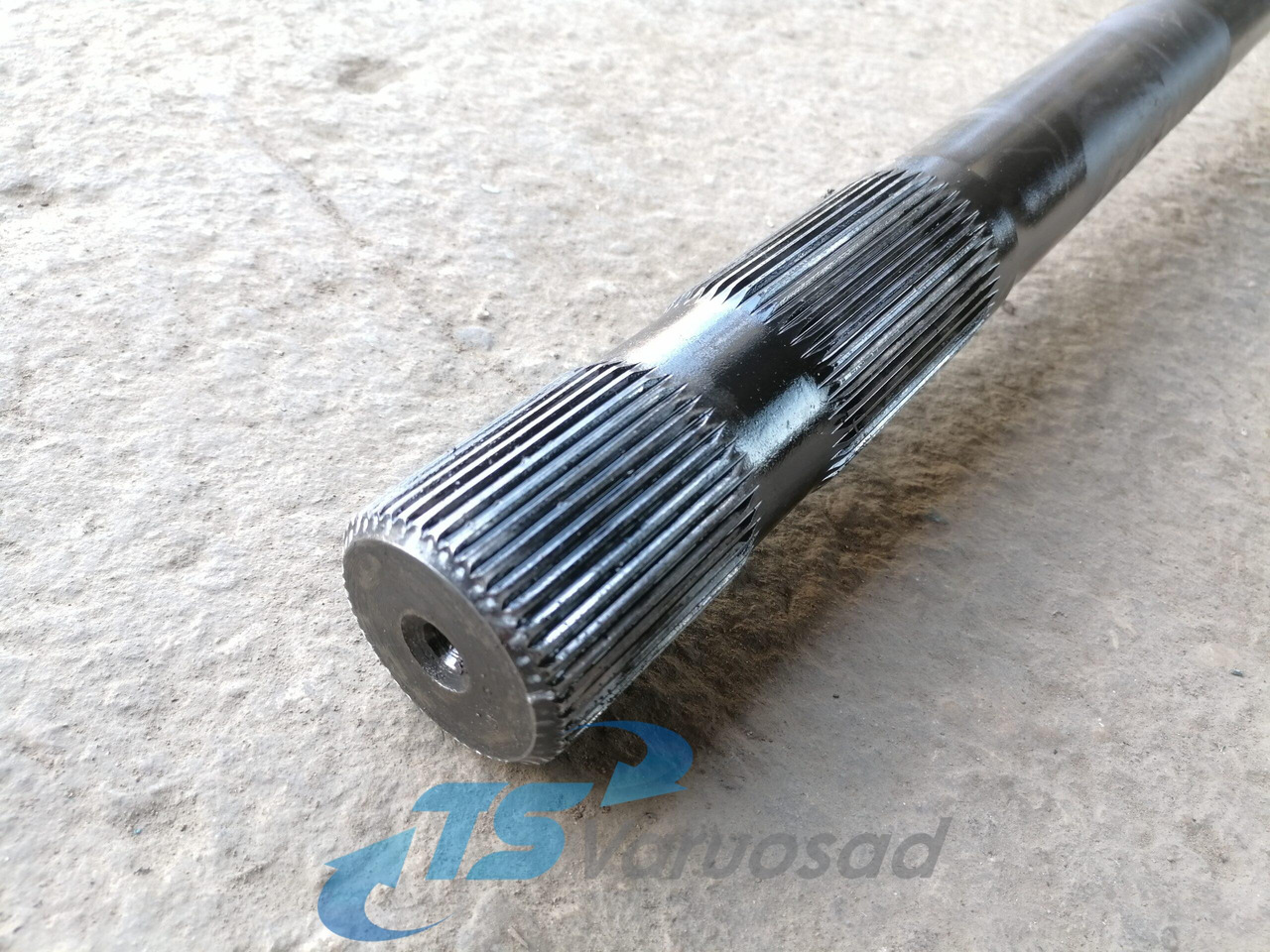 Volvo Drive shaft 20836831 - Polosovina za Kamion: slika 2 Volvo Drive shaft 20836831 - Polosovina za Kamion: slika 2