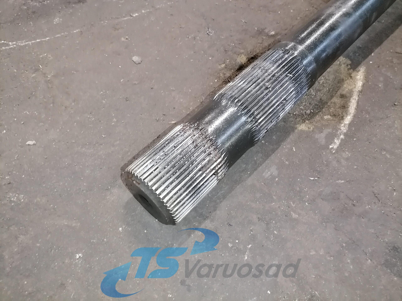 Volvo Drive shaft 20836831 - Polosovina za Kamion: slika 3 Volvo Drive shaft 20836831 - Polosovina za Kamion: slika 3