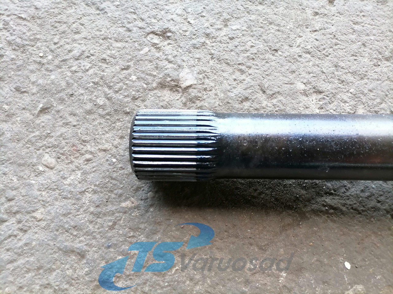 Volvo Drive shaft 3152146 - Polosovina za Kamion: slika 2 Volvo Drive shaft 3152146 - Polosovina za Kamion: slika 2