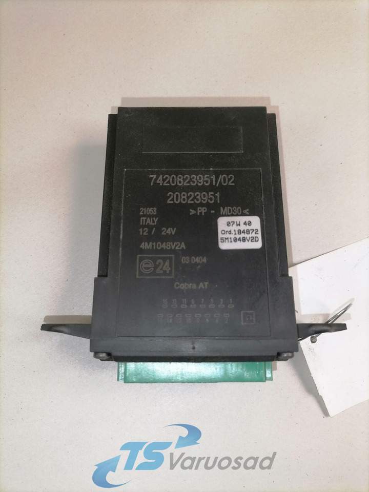 Volvo Ecu, door lock 20823951 - Upravljačka jedinica za Kamion: slika 2 Volvo Ecu, door lock 20823951 - Upravljačka jedinica za Kamion: slika 2
