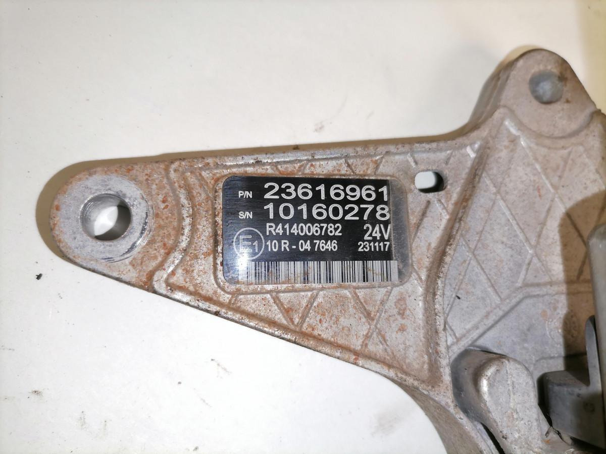 Volvo Engine control switch 23616961 - Prigušivač/ Izduvni sistem za Kamion: slika 4 Volvo Engine control switch 23616961 - Prigušivač/ Izduvni sistem za Kamion: slika 4