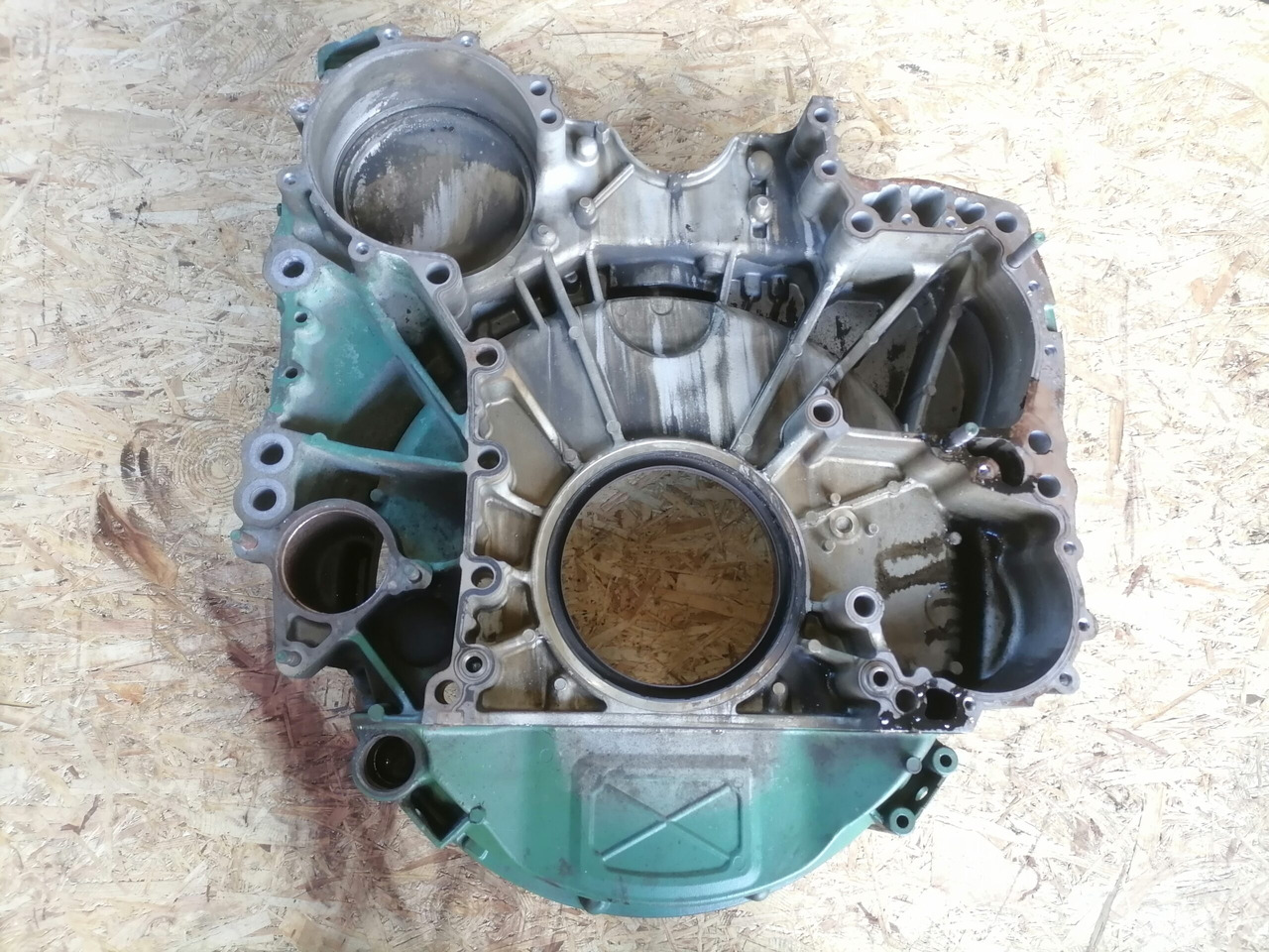 Volvo Flywheel housing 21769015 - Zamajac za Kamion: slika 3 Volvo Flywheel housing 21769015 - Zamajac za Kamion: slika 3