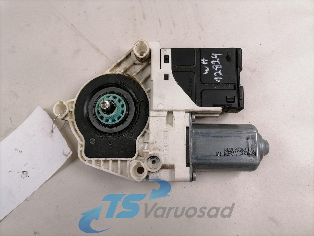 Volvo Glass lift 84062947 - Staklo i delovi za Kamion: slika 2 Volvo Glass lift 84062947 - Staklo i delovi za Kamion: slika 2