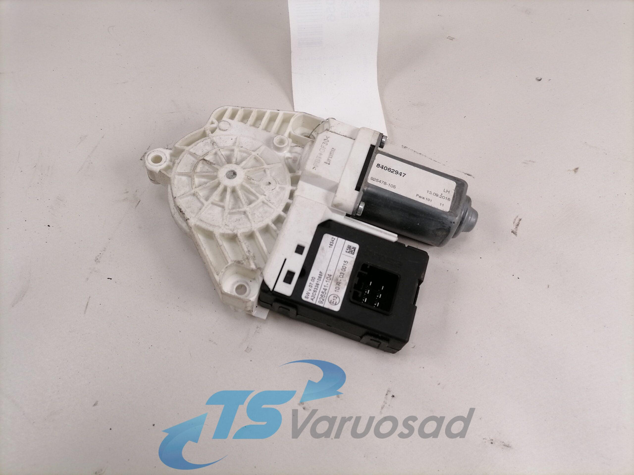 Volvo Glass lift 84062947 - Staklo i delovi za Kamion: slika 2 Volvo Glass lift 84062947 - Staklo i delovi za Kamion: slika 2