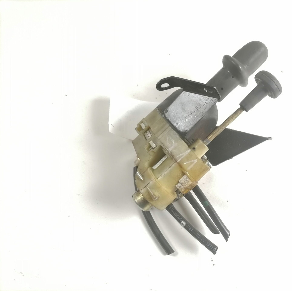 Volvo Handbrake control lever 20367533 - Univerzalni deo za Kamion: slika 1 Volvo Handbrake control lever 20367533 - Univerzalni deo za Kamion: slika 1