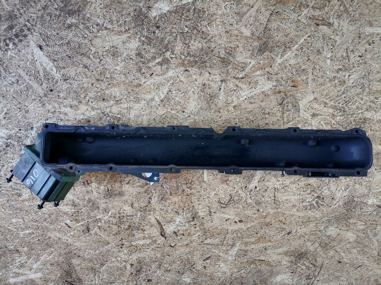 Volvo Intake mainfold 21839410 - Usisna grana za Kamion: slika 4 Volvo Intake mainfold 21839410 - Usisna grana za Kamion: slika 4