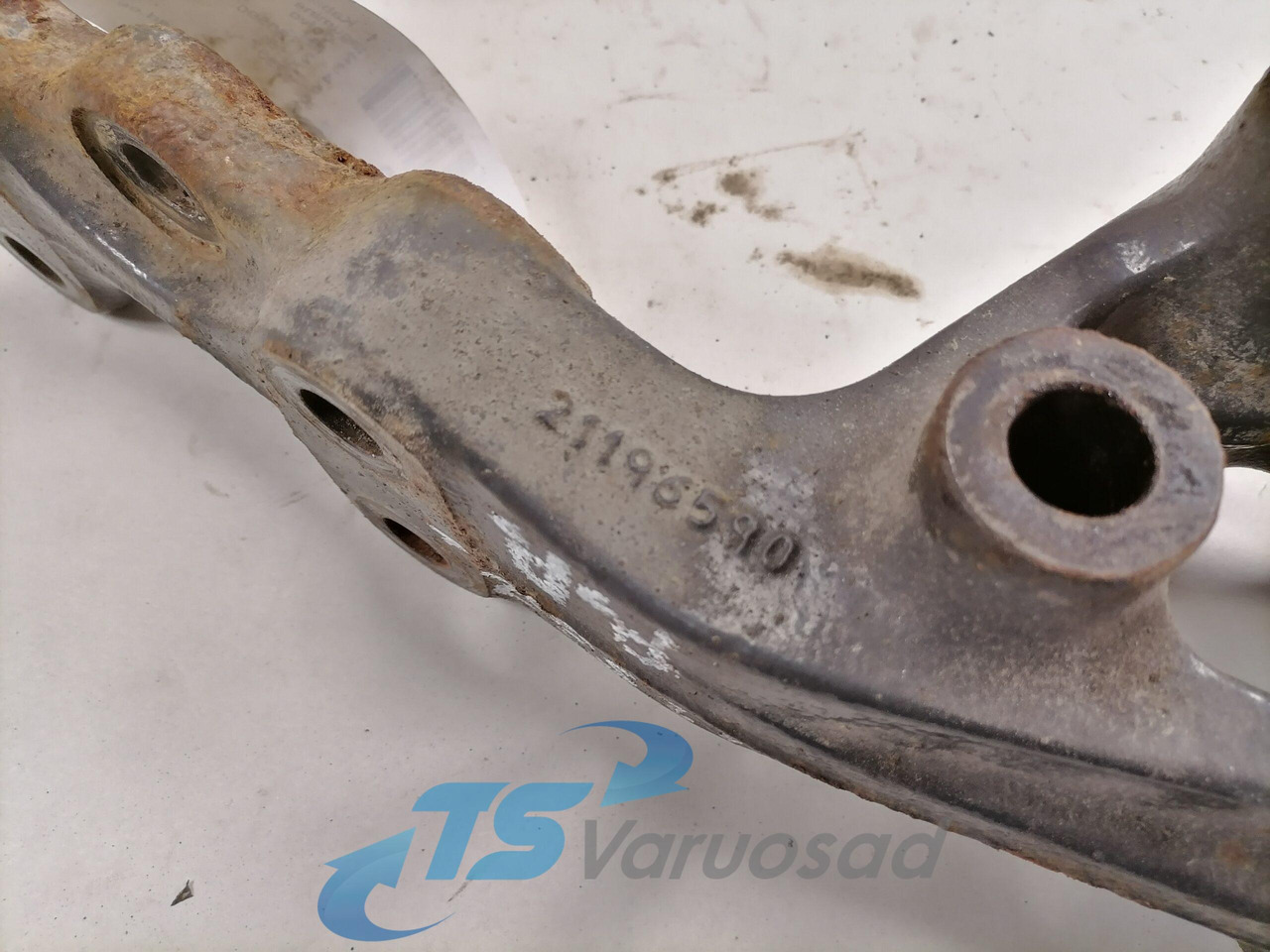 Volvo Kabiini kandur, tagumine 21196590 - Oslanjanje kabine za Kamion: slika 4 Volvo Kabiini kandur, tagumine 21196590 - Oslanjanje kabine za Kamion: slika 4