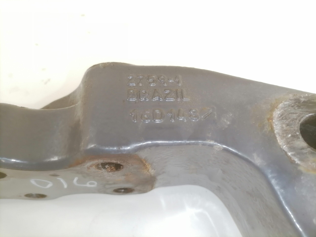 Volvo Kabiini kandur, tagumine 21647361 - Oslanjanje kabine za Kamion: slika 4 Volvo Kabiini kandur, tagumine 21647361 - Oslanjanje kabine za Kamion: slika 4