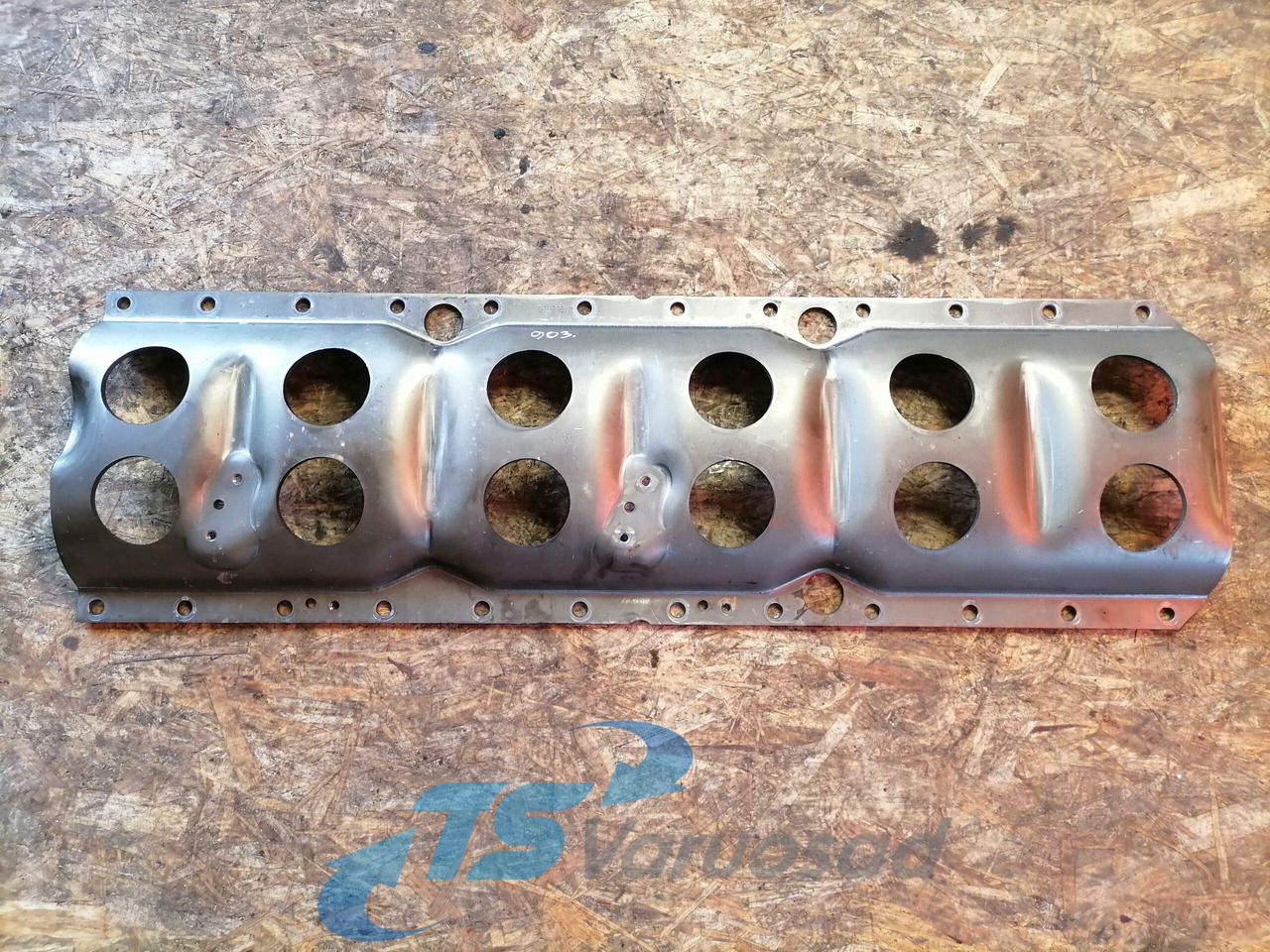 Volvo Ladder frame 20499612 - Korito za ulje za Kamion: slika 2 Volvo Ladder frame 20499612 - Korito za ulje za Kamion: slika 2