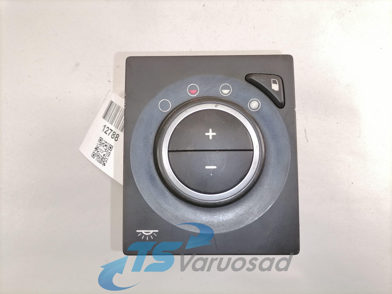 Volvo Lüliti, salongi valgustus 22049578 - Kabina za Kamion: slika 3 Volvo Lüliti, salongi valgustus 22049578 - Kabina za Kamion: slika 3