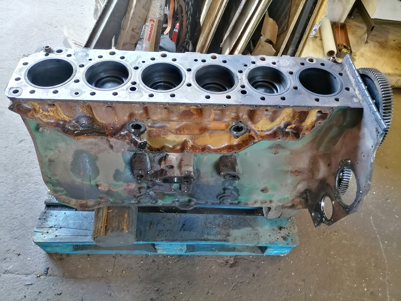 Motor i delovi za Kamion Volvo Mootoriplokk Volvo D12D460 8170120: slika 6