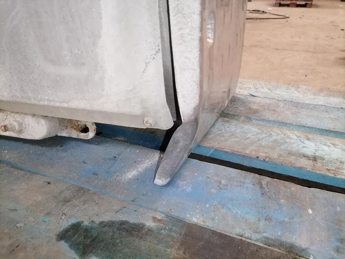 Volvo Muffler 20894953 - Prigušivač za Kamion: slika 4 Volvo Muffler 20894953 - Prigušivač za Kamion: slika 4