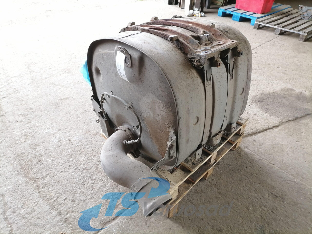 Volvo Muffler 21364822 - Prigušivač za Kamion: slika 2 Volvo Muffler 21364822 - Prigušivač za Kamion: slika 2
