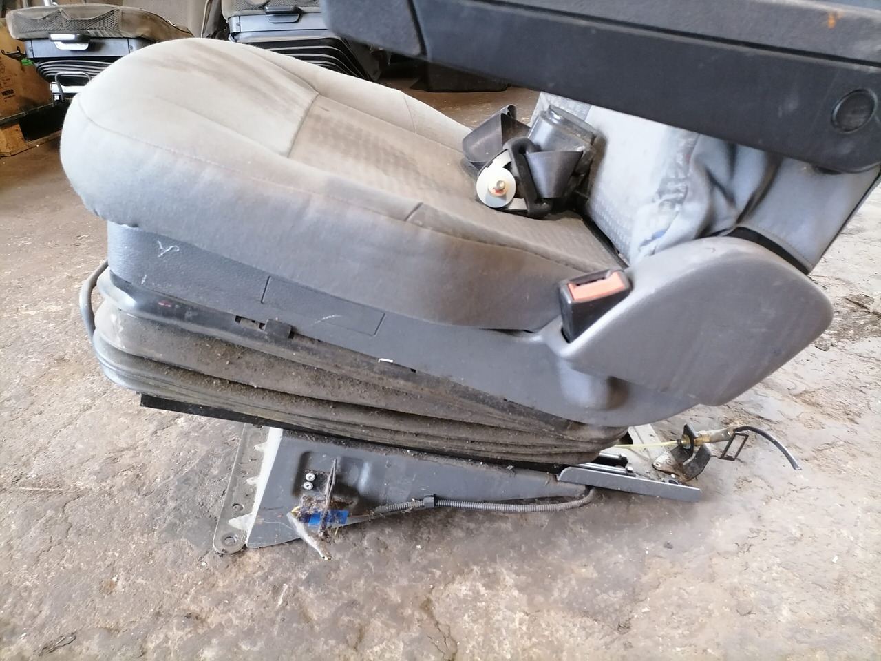 Volvo Passenger seat 20591478 - Sedište za Kamion: slika 5 Volvo Passenger seat 20591478 - Sedište za Kamion: slika 5