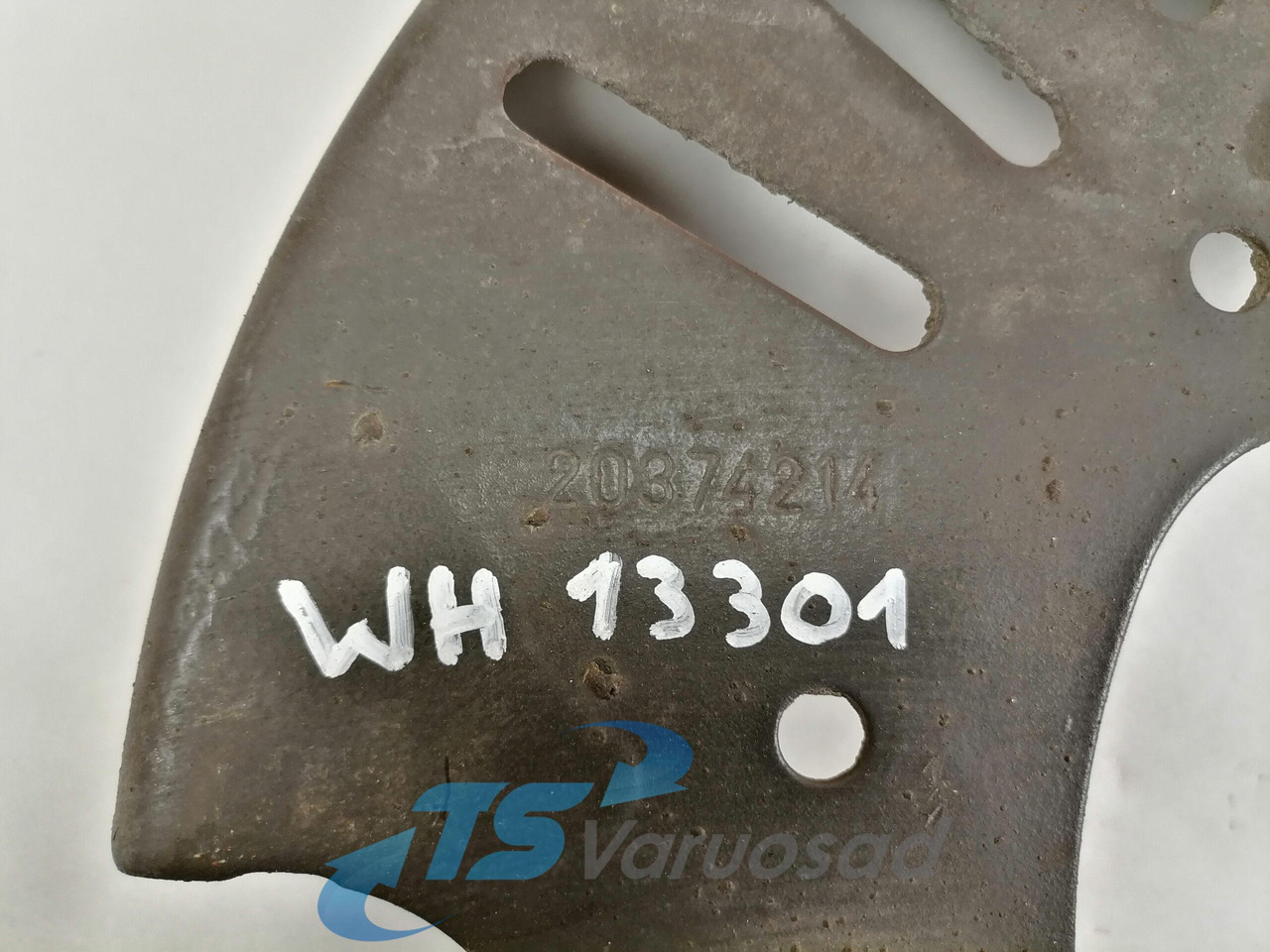 Volvo Porikaitseplekk 20374214 - Univerzalni deo za Kamion: slika 2 Volvo Porikaitseplekk 20374214 - Univerzalni deo za Kamion: slika 2