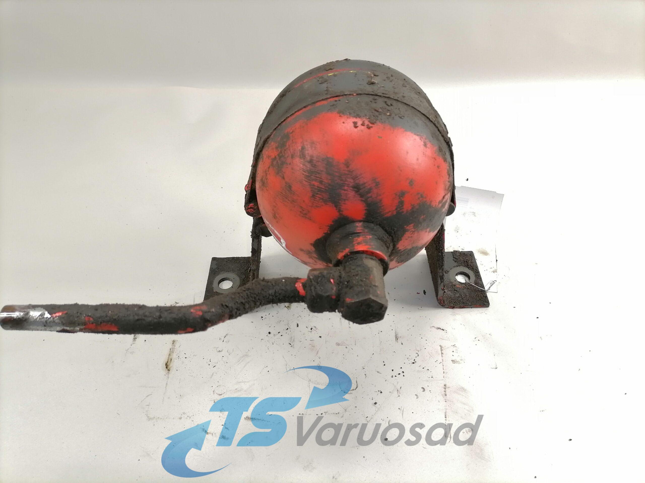 Volvo Roolivõimendi õlisurve akumulaator 3987649 - Servo crevo za Kamion: slika 2 Volvo Roolivõimendi õlisurve akumulaator 3987649 - Servo crevo za Kamion: slika 2